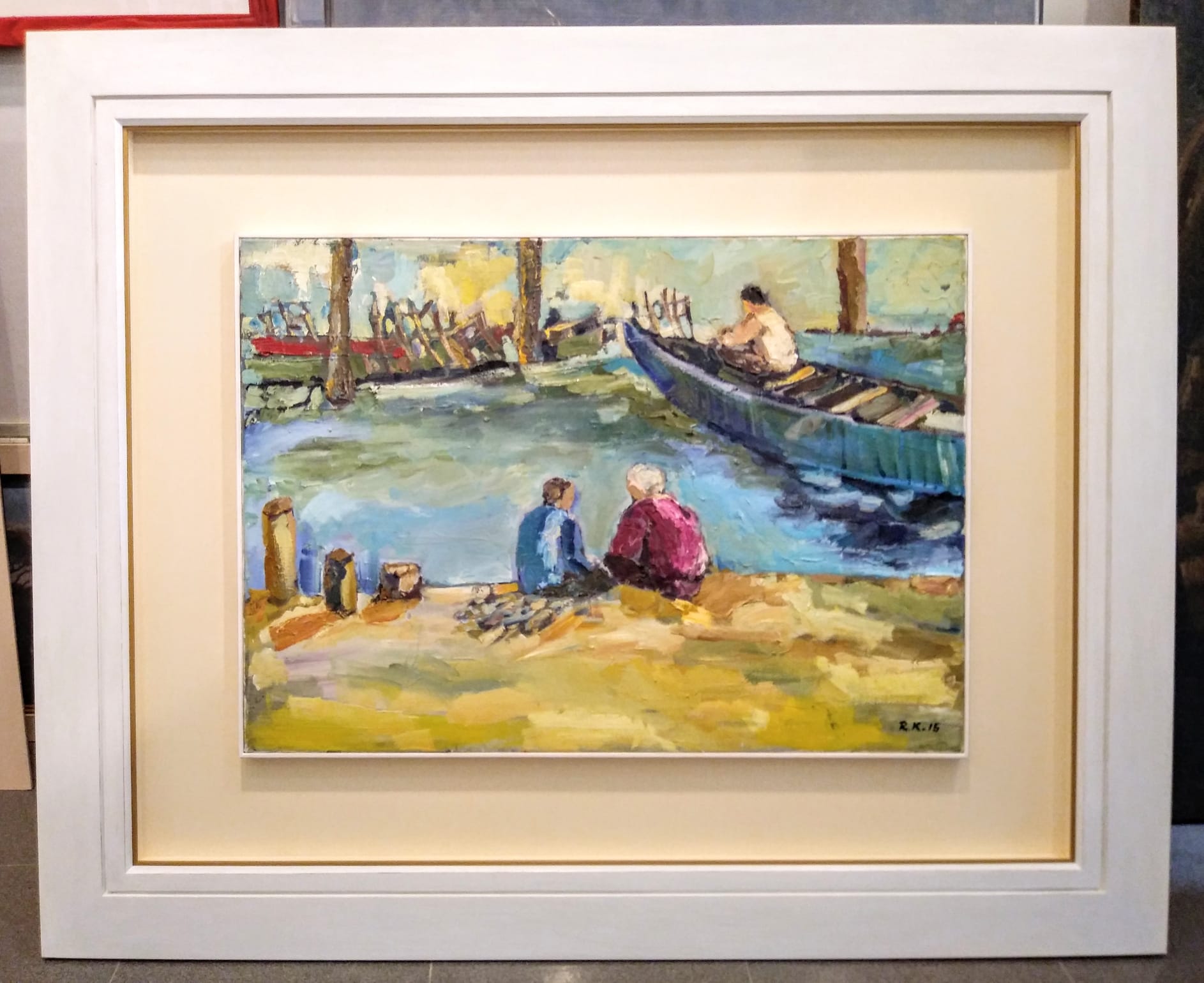 Cornice moderna bianca